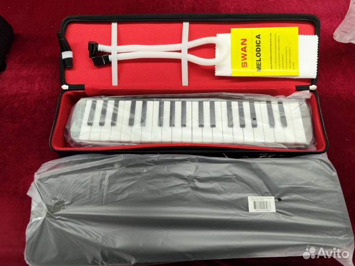Мелодика 37 клавиш, мягкий чехол Swan SW37J-2-BK