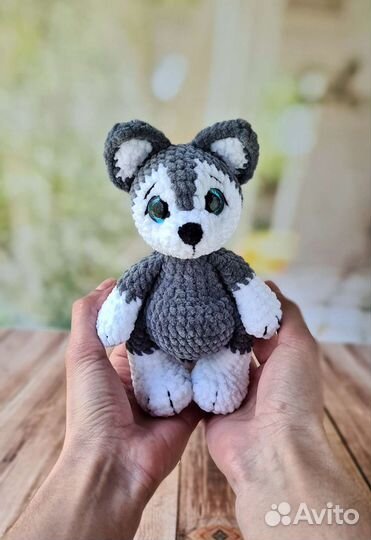 Игрушка собачка Хаски. Вязаная игрушка. Амигуруми
