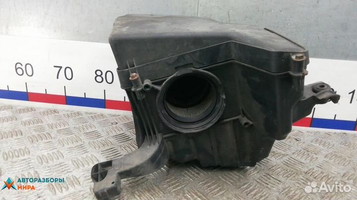 Корпус воздушного фильтра Ford Kuga 2010