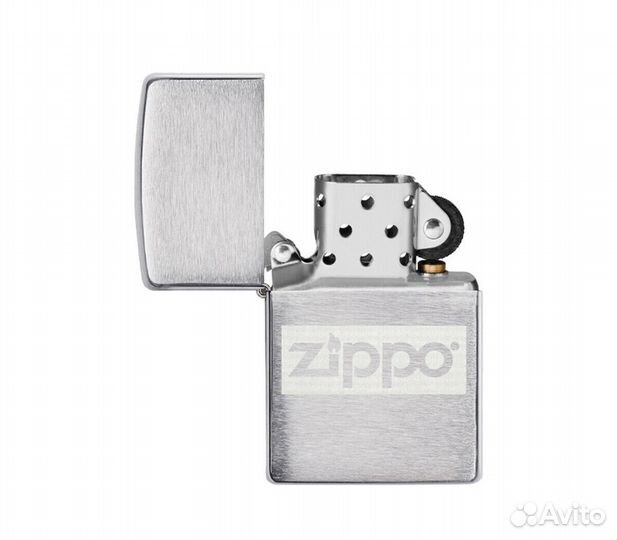 Подарочный набор: Zippo 49358 фляжка и зажигалка