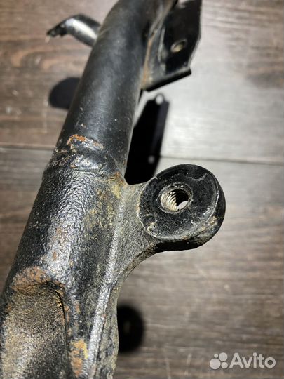 Перемычка рамы для Yamaha V-max 1200