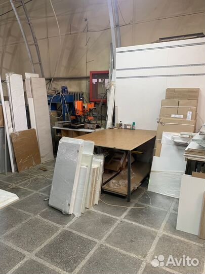Аренда cтола в мебельном цехе