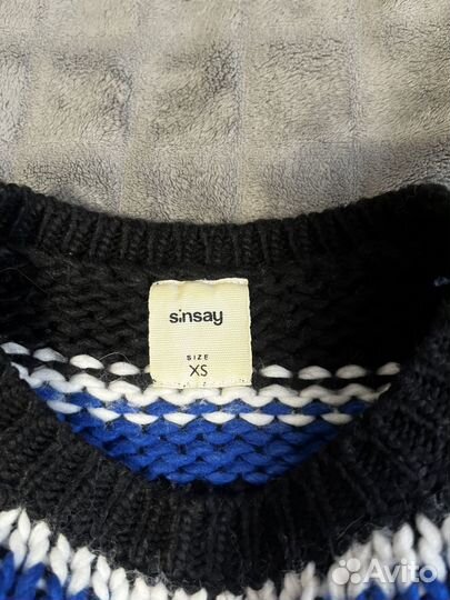 Свитер женский