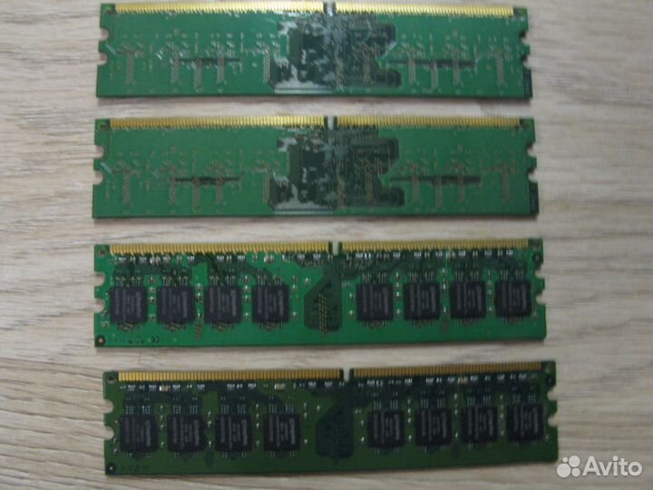 Оперативная память DDR2 - 1 GB (2 планки)