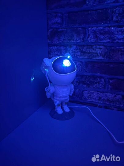 Ночник проектор космонавт новый (новая модель)