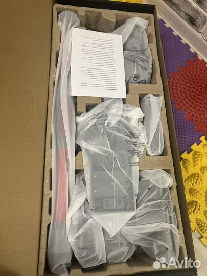 Вертикальный моющий пылесос Futula Cordless V12