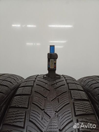 Goodyear UltraGrip Performance 225/60 R17