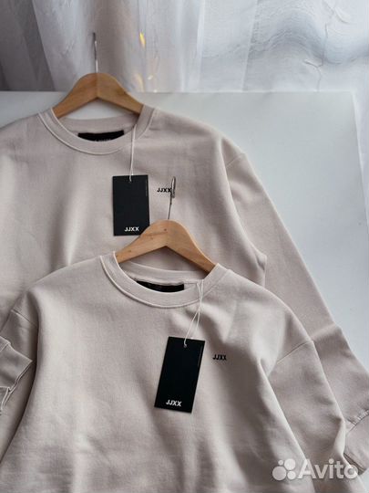 Свитшот женский jjxx