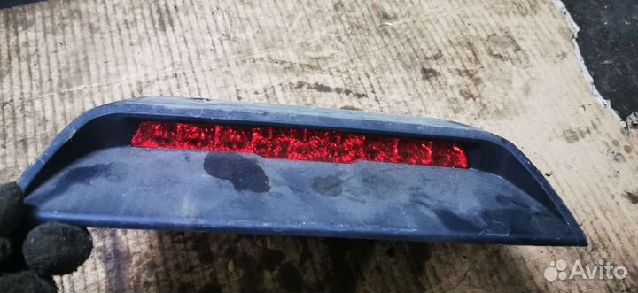 Дополнительный Стоп сигнал Chevrolet Cruze седан