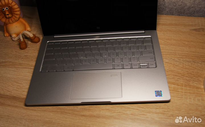 Xiaomi Mi Notebook Air 13.3'' i7-8550U, 8/256Гб