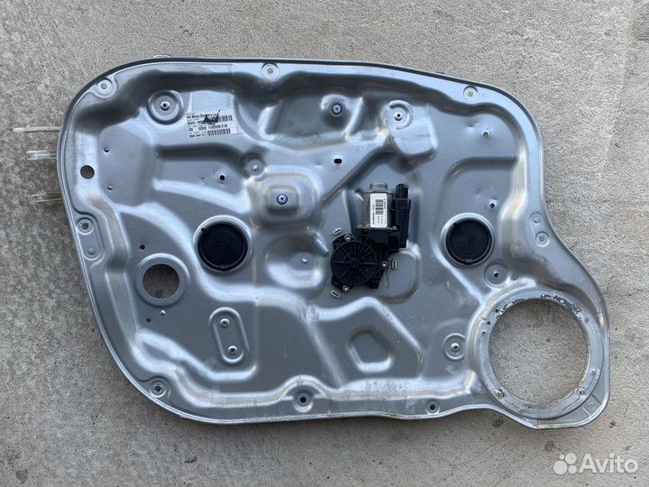 Стеклоподъемник Kia Ceed 1 ED