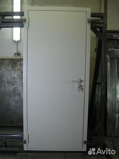 Двери входные металлические