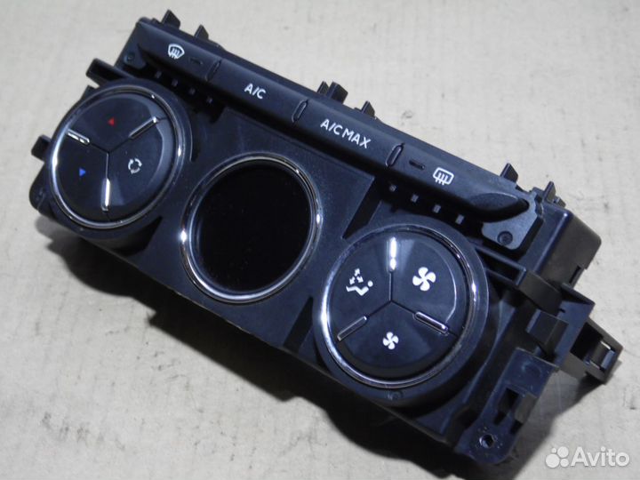 Блок управления климат контролем печки Пежо 301