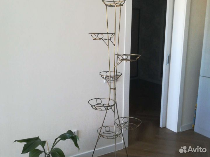 Подставка для цветов