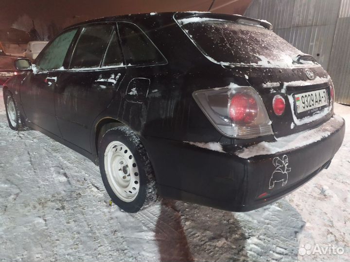 Ручка задней правой двери внутренняя Lexus IS 300