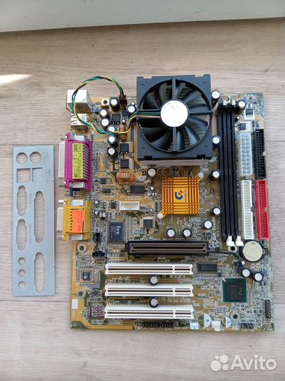 Gigabyte GA-6iEM (REV 1.1)