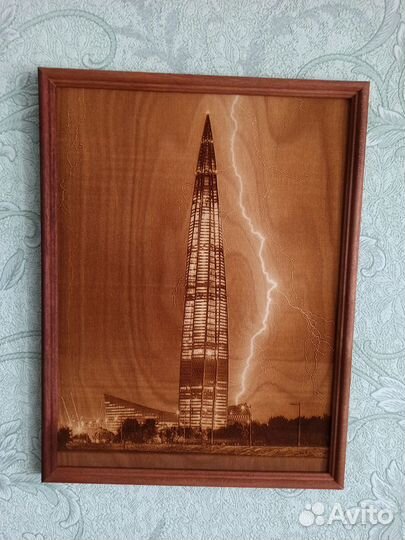 Картина интерьерная на дереве 