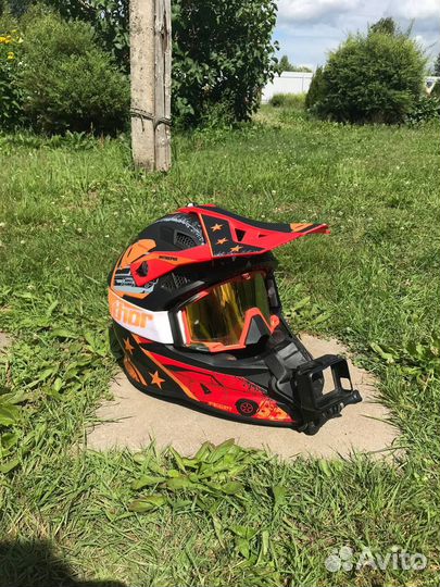 Шлем UFO intrepid XL + Очки Thor