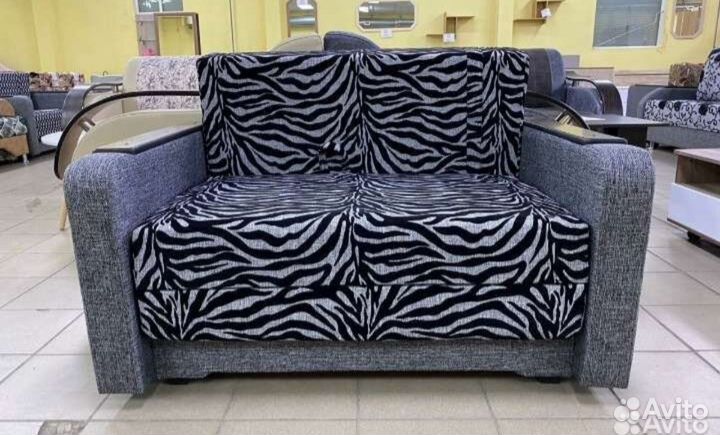 Диван чебурашка