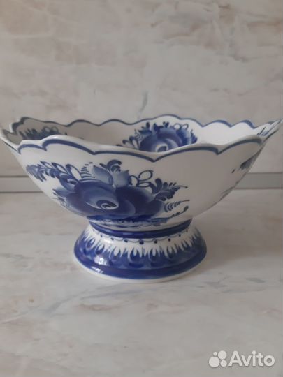 Ваза для фруктов гжель