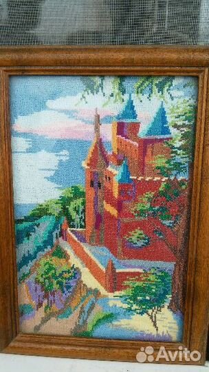Продам картину, вышитую крестиком