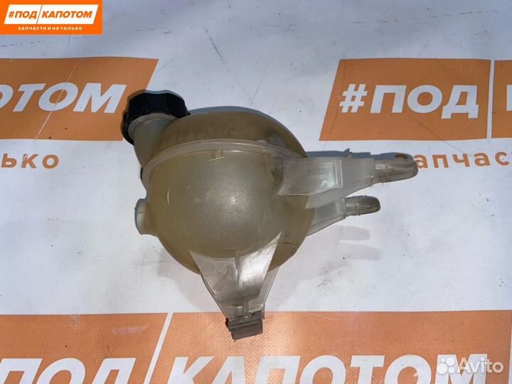 Бачок расширительный Peugeot 207 рест. 2010