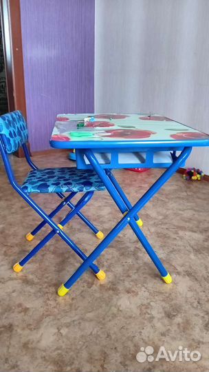 Детский стол и стул