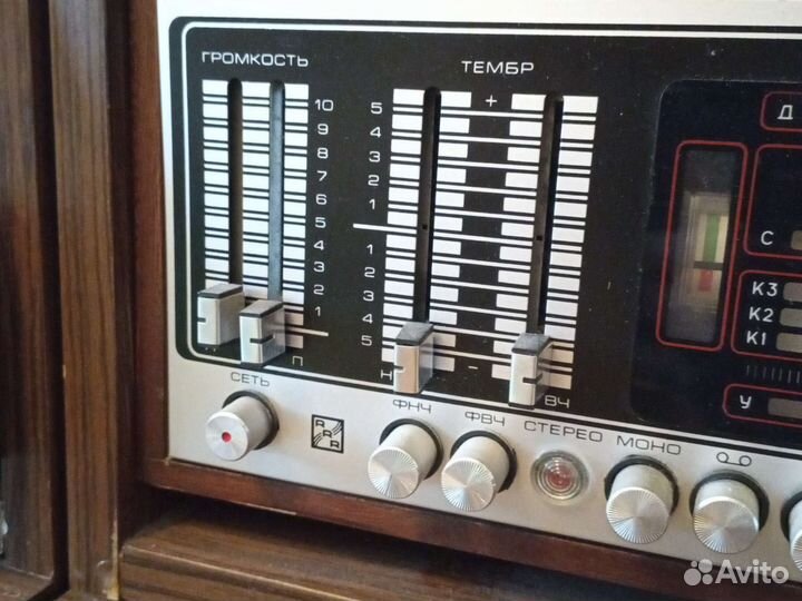 Радиола. Приемник и проигрыватель