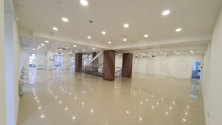 Торговое помещение, 276 м²