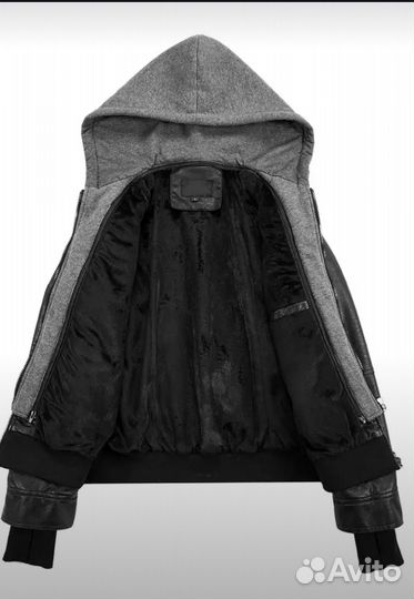 Мотоциклетная кожаная женская куртка