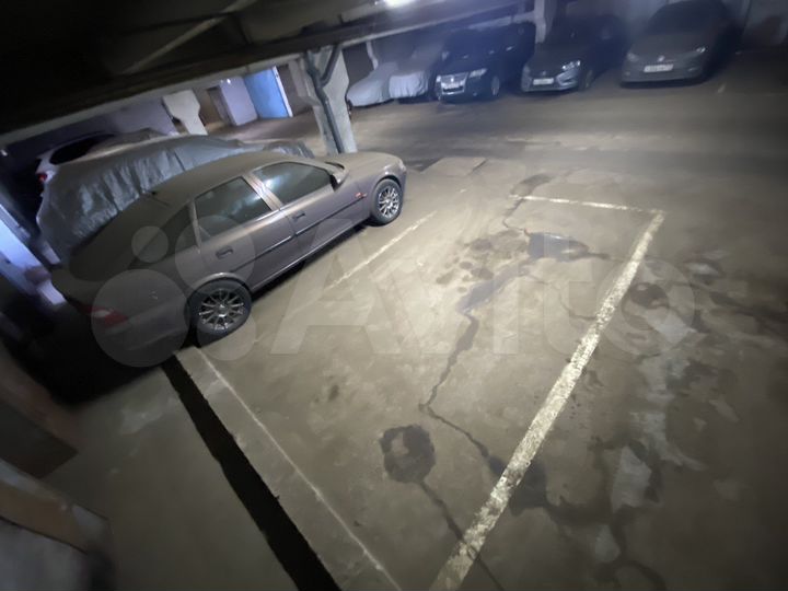 Машиноместо, 17 м²