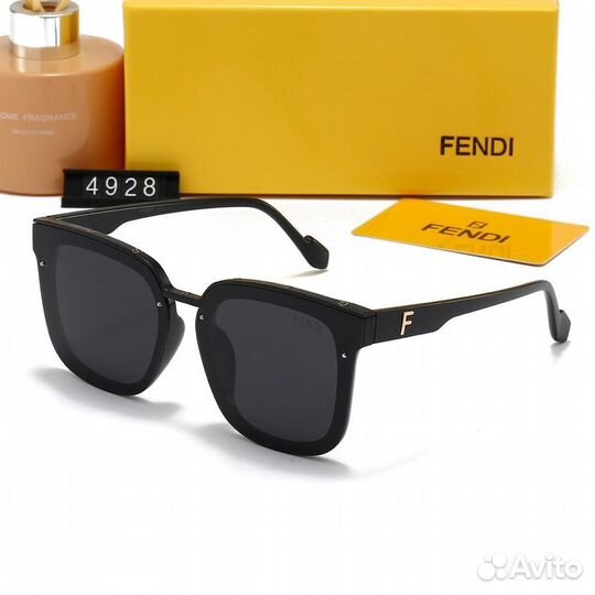 Солнцезащитные очки fendi 4928