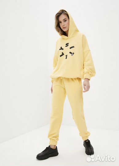 Спортивный костюм женский 48 50 новый