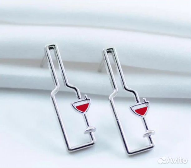 Комплект украшений. Колье и серьги. Новый