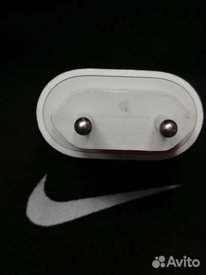 Сетевое зарядное устройство Apple, 20W, USB-C