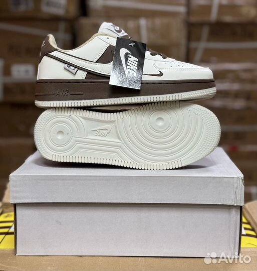 Кроссовки женские nike