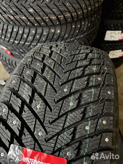 iLink Wintervorhut Stud II 275/40 R22 и 315/35 R22 114T