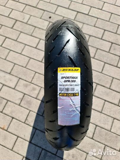Мотошина 160 60 17 Dunlop Sportmax GPR-300