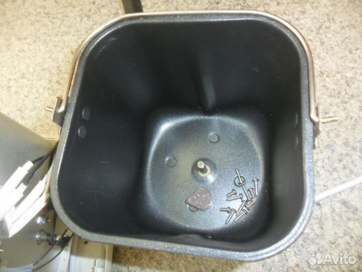 Хлебопечка scarlett SC-400 на запчасти