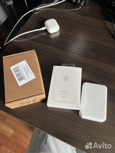 Белый Power Bank Magsafe 5000 mAh