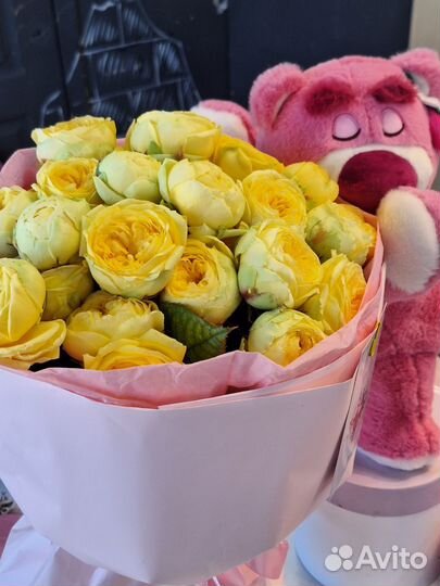 Пионовидные кустовые розы