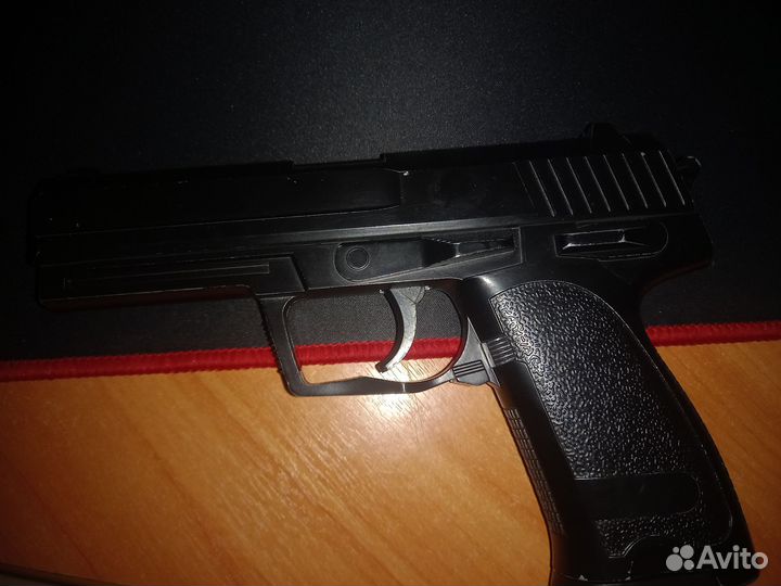 Детский пистолет