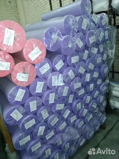 Одноразовые простыни в рулоне