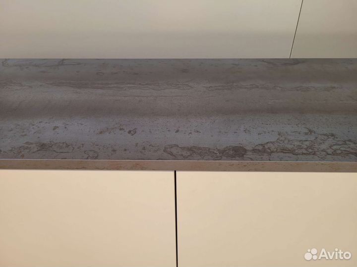 Тумба под тв новая подвесная