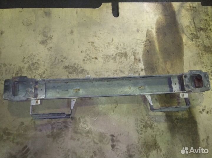 Усилитель бампера Форд Транзит 2006-2014