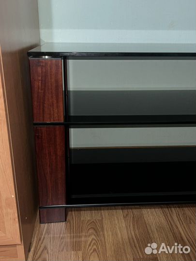 Тумба под телевизор