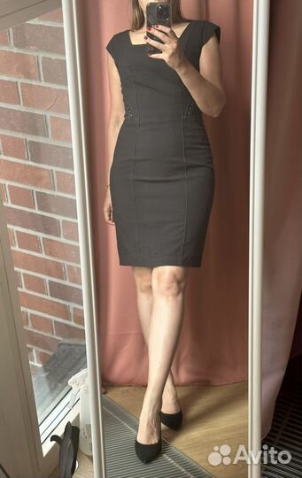 Платье офисное