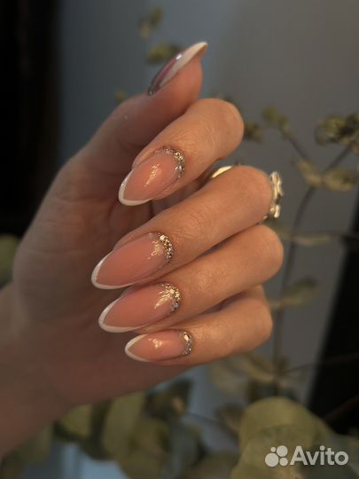 Мастер маникюра