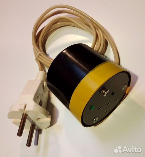 Устройство для размагничивания магнитных головок