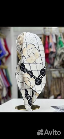 Шарфы платки палантины брендовые